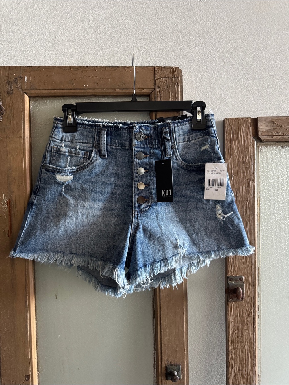 Kut from the Kloth Medium Blue Button-Front Distressed Denim Shorts